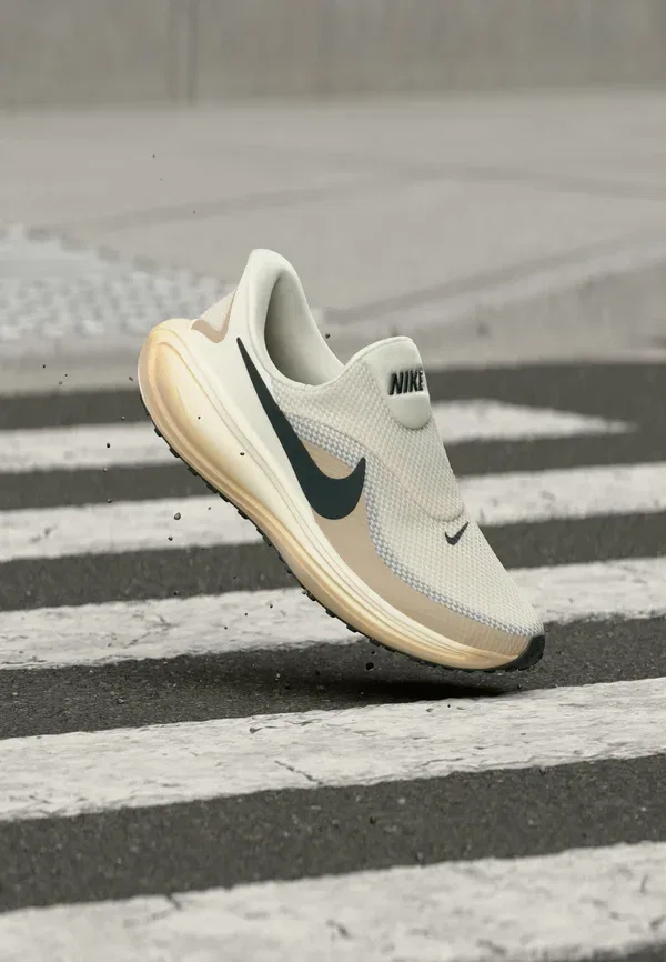 Кроссовки для бега Nike Performance Revolution 8 easyon, pale ivory/black spruce/sail/sanddrift