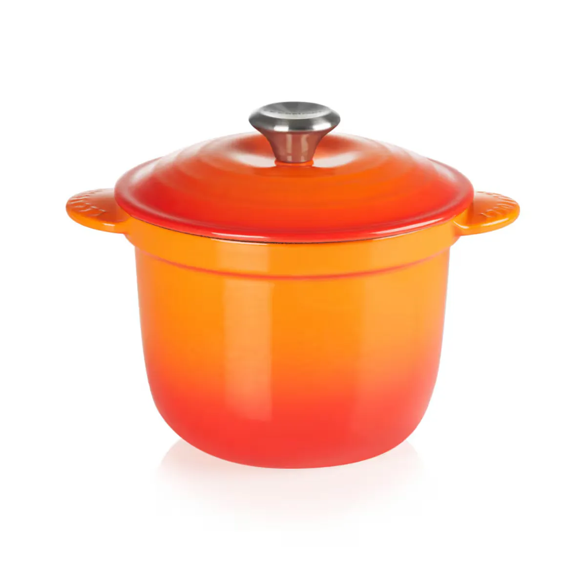 

Каждая эмалированная чугунная кокотка 18 см от Le Creuset, апельсин