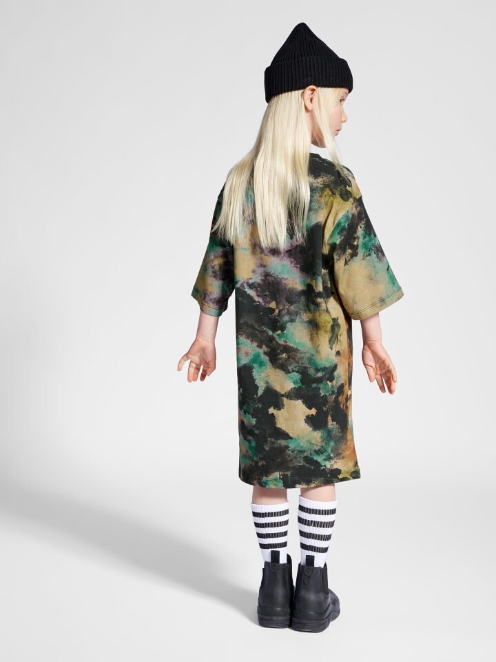 

Платье Sometime Soon Dress S/S Stseva Mädchen, цвет ANTIQUE GOLD