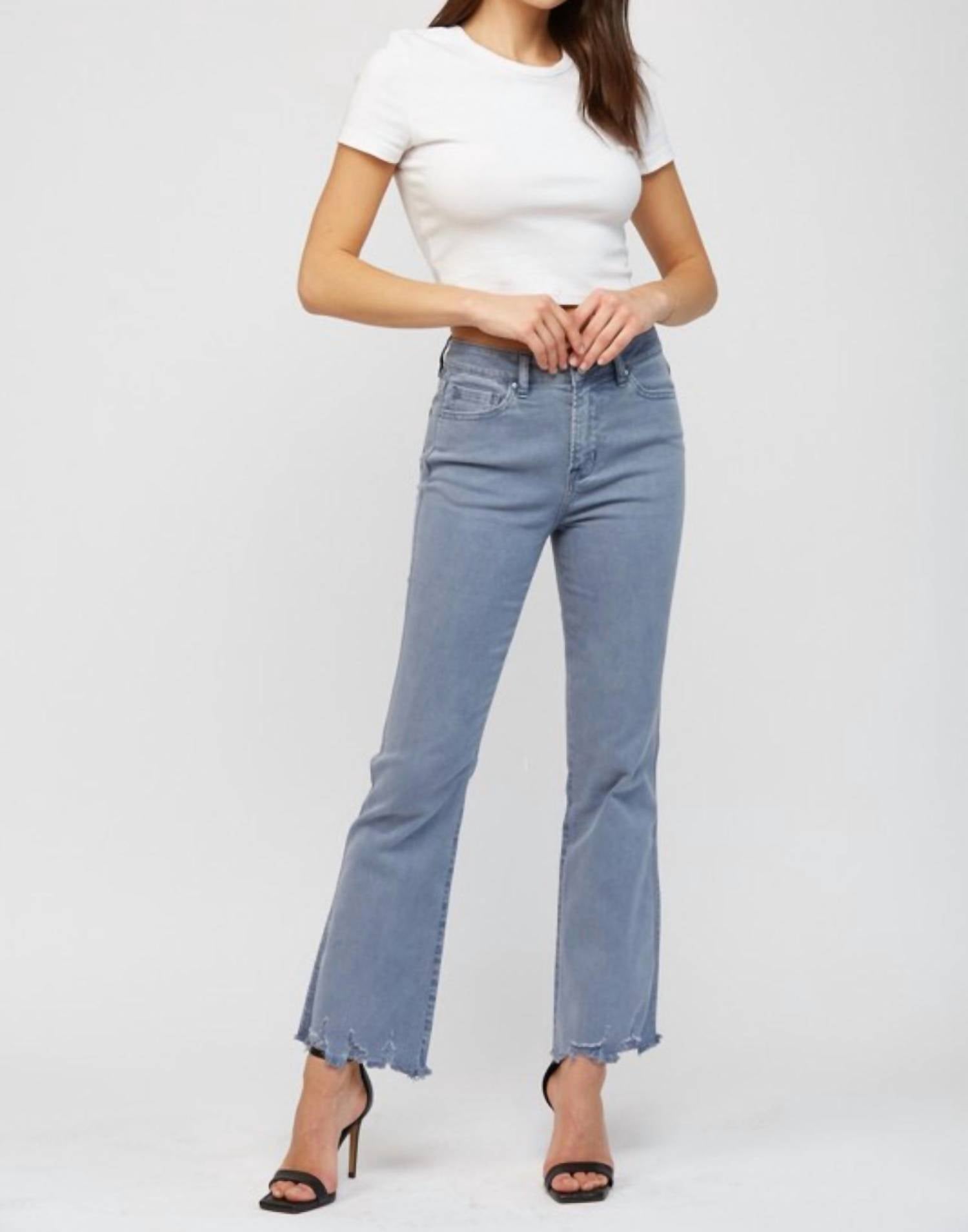 

Укороченные расклешенные джинсы в синей тени mica denim