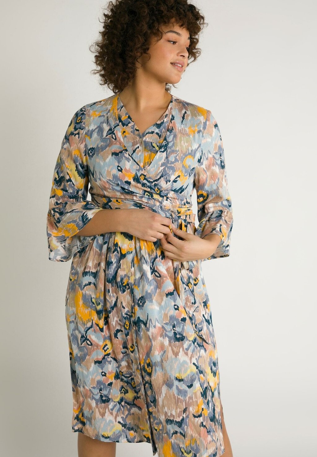 

Блузка Ulla Popken с кулиской и рукавами 3/4, синий