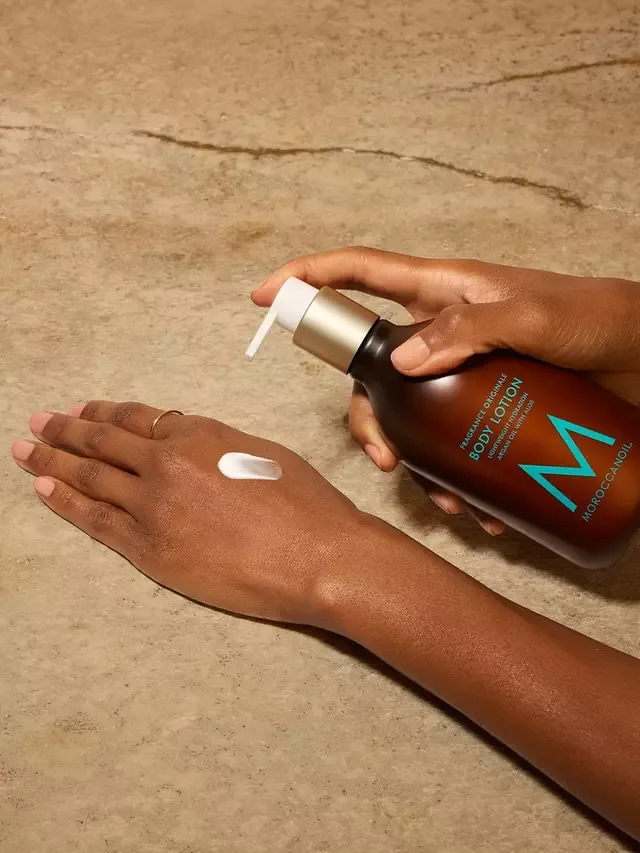 Лосьон для тела с оригинальным ароматом, 360 мл Moroccanoil — фото 2