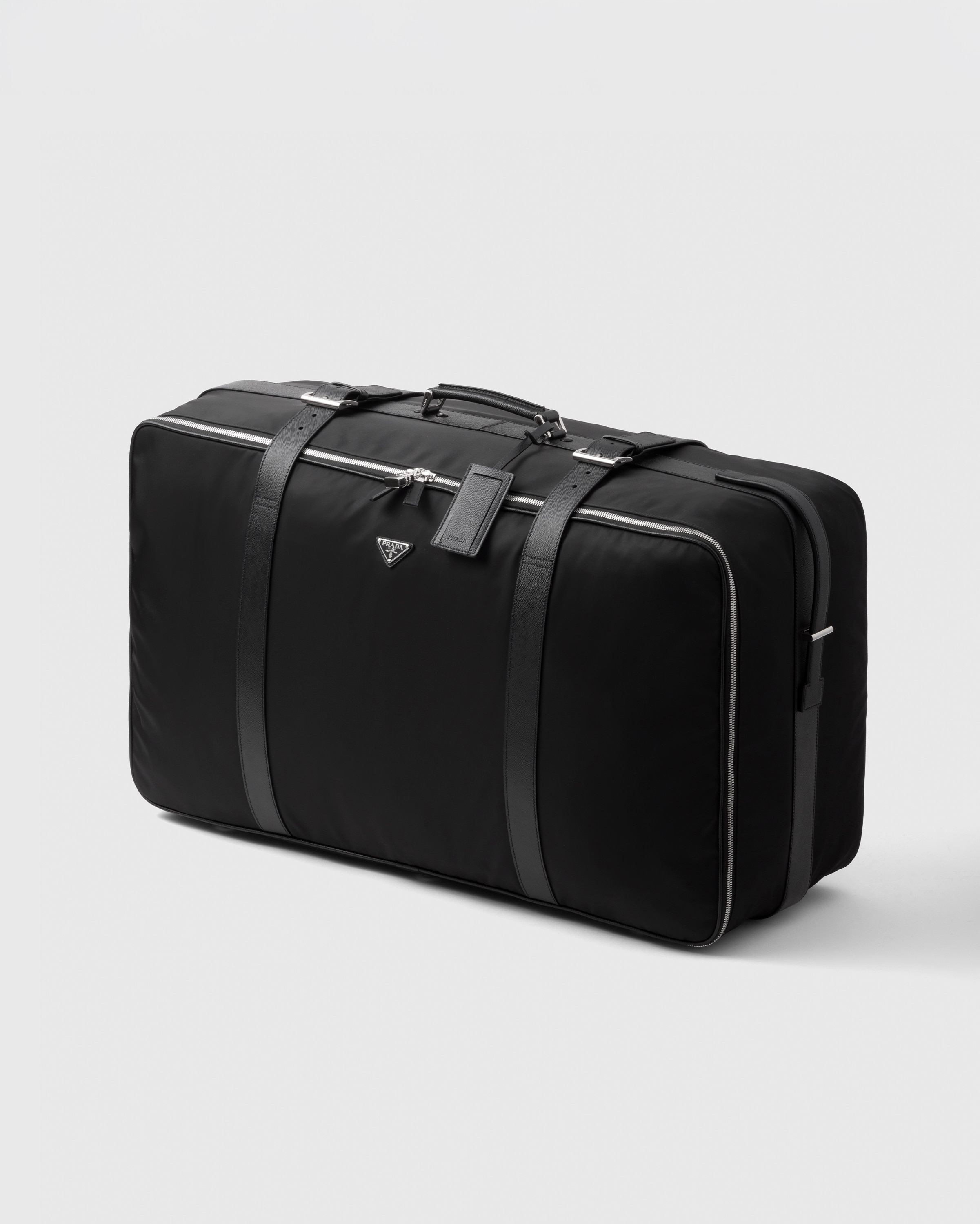 Средний чемодан из Re-Nylon и сафьяновой кожи Prada, черный — фото 2