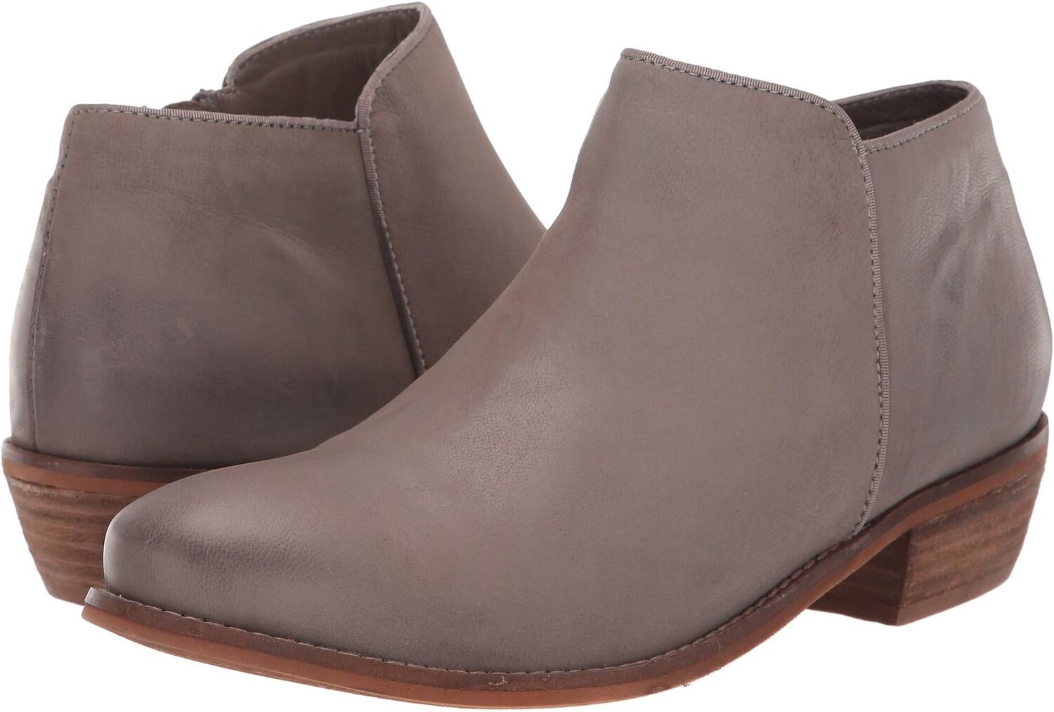 

Ботинки SoftWalk Rocklin, цвет Light Grey
