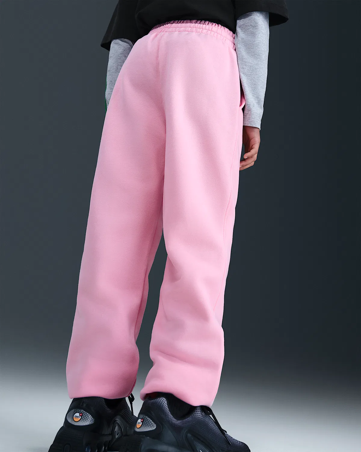 Детские свободные штаны Nike Sportswear Club Fleece, Medium Soft Pink/Medium Soft Pink/White — фото 4
