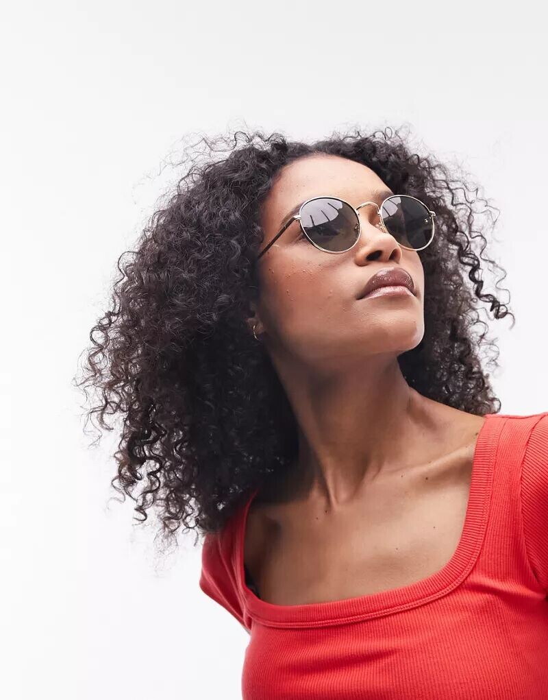 

Золотистые круглые солнцезащитные очки Topshop Orchid