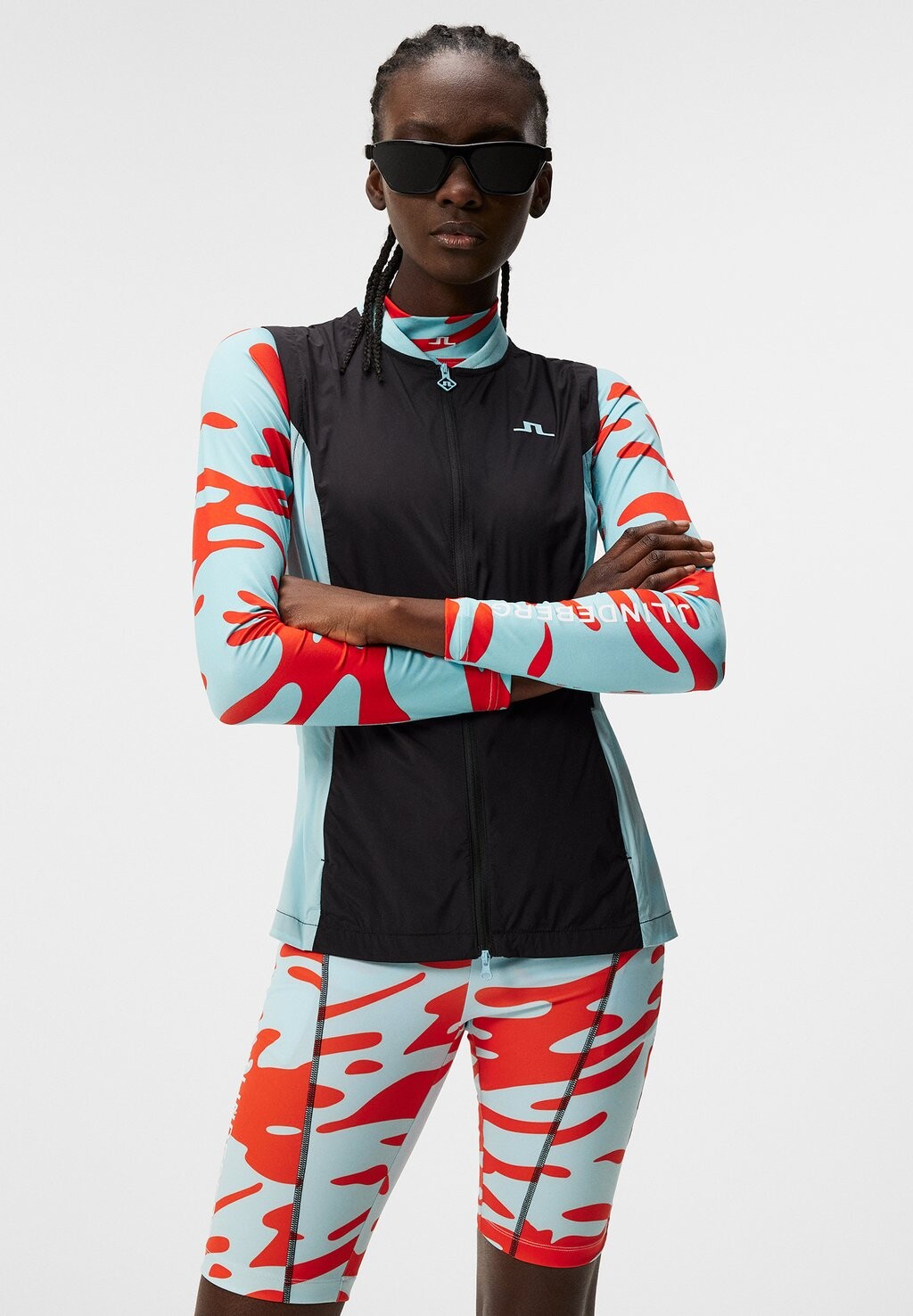 

Жилет THORINE J.LINDEBERG Sports, цвет black