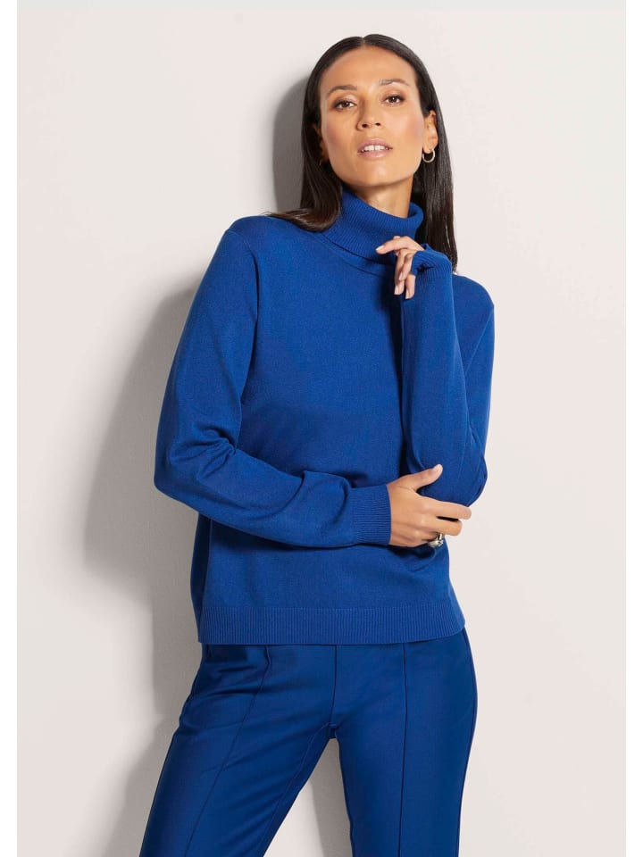 

MADELEINE Приталенный свитер тонкой вязки королевского синего цвета