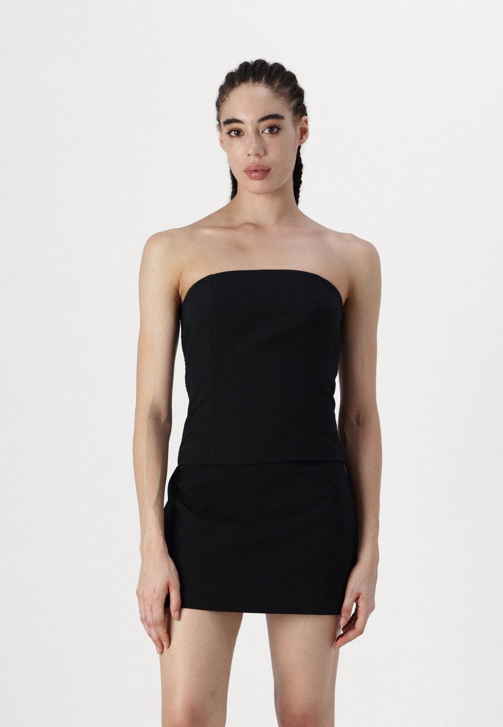 

Топ BARE SLIM STRAPLESS TAILORING TUB Abercrombie & Fitch, черный