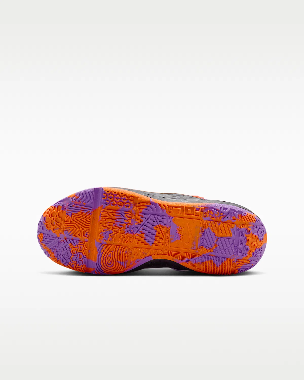 Детские баскетбольные кроссовки Nike Team Hustle D 12, Bright Violet/Total Orange/Cool Grey/Black — фото 2
