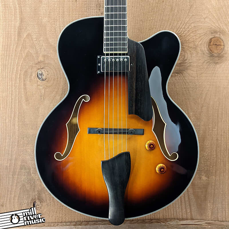 

Электрогитара Eastman AR503CE-SB Archtop Hollow Body Electric Guitar Sunburst w/ Hard Case