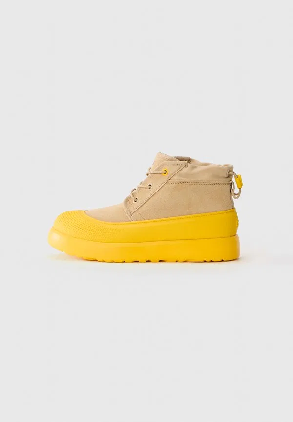 Ботинки neumel на шнуровке до щиколотки Ugg, Mustard Seed/Summer Wheat
