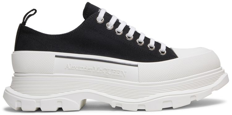 

Кроссовки Alexander McQueen Tread Slick Lace Up 'Black White', черный