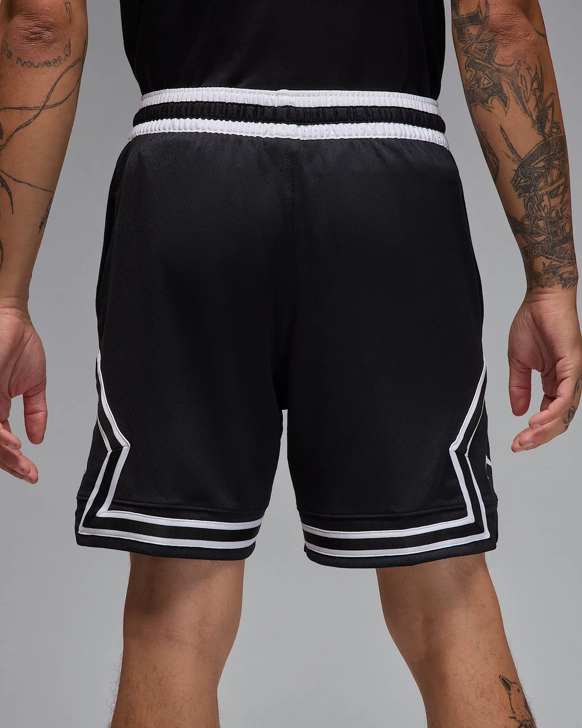 Мужские шорты Jordan Sport Dri-FIT Mesh Diamond, Black/White/White — фото 3