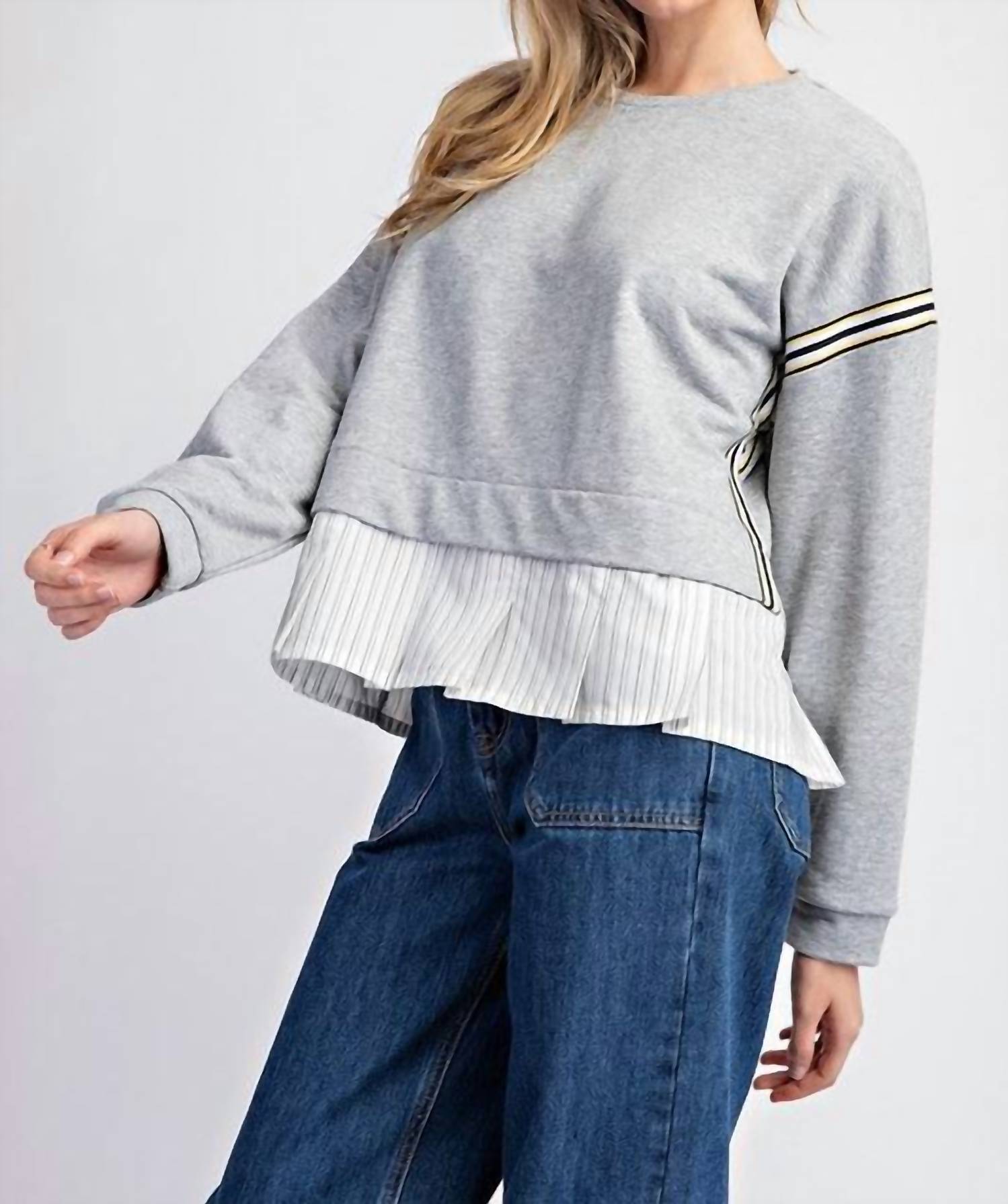 

Свитшот Savage Striped Layered в цвете Heather Grey eesome