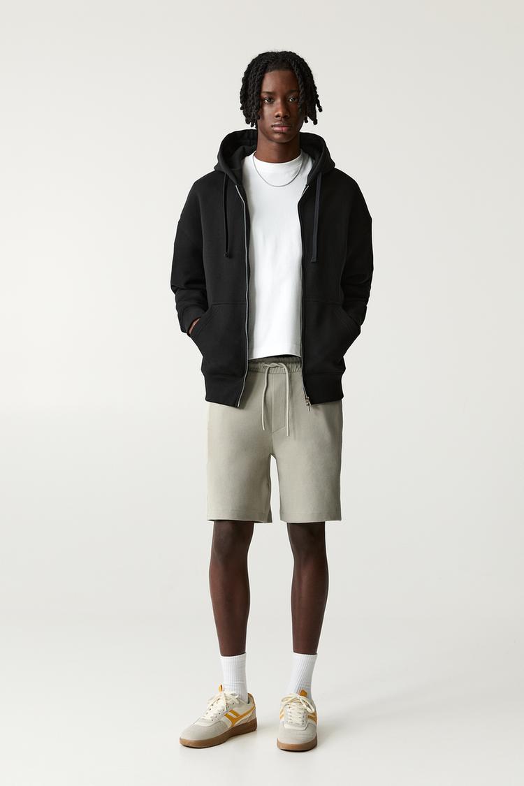 

Шорты-Бермуды из пике-джоггеров Pull And Bear, зеленый