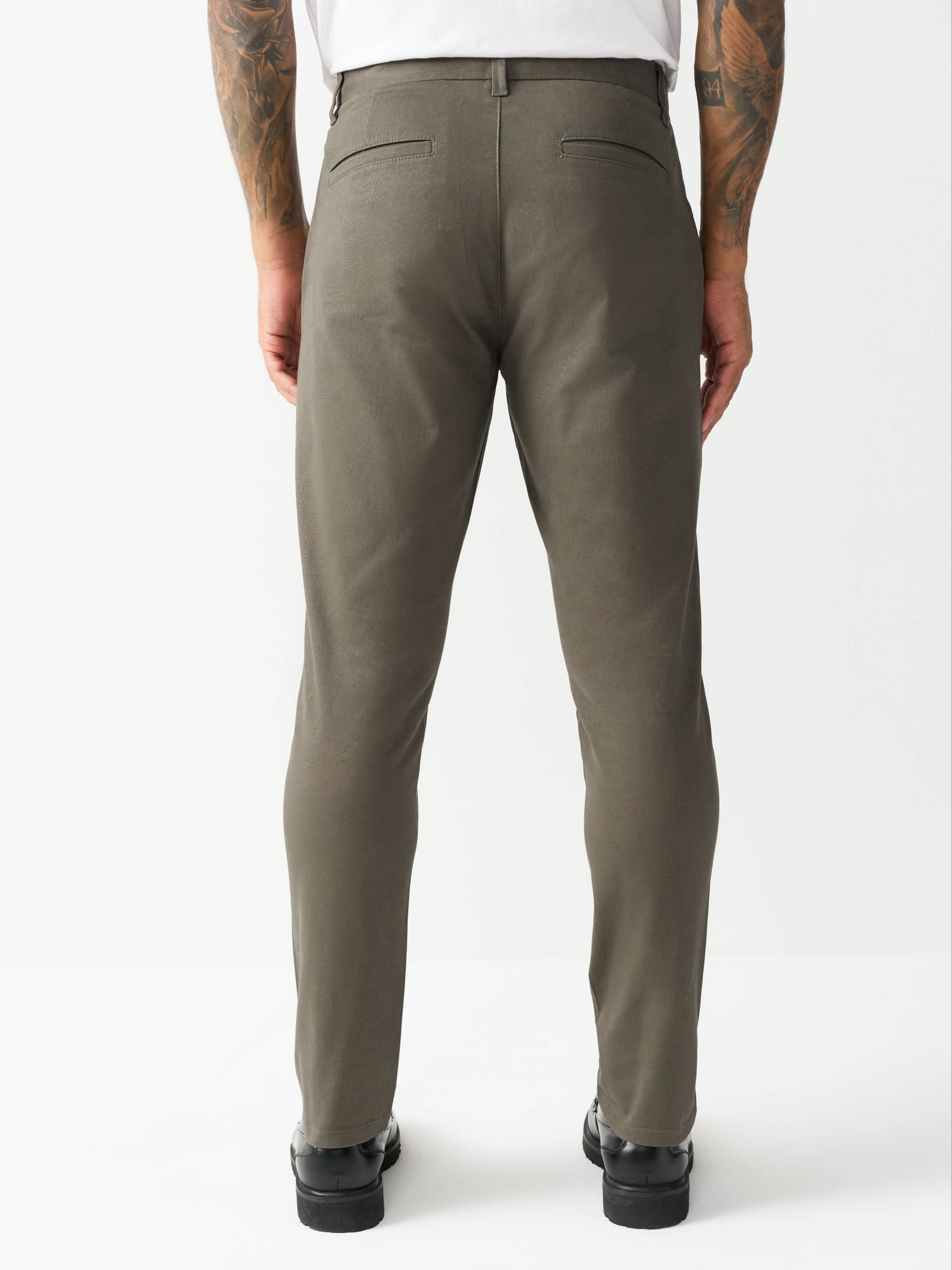 Next Брюки чинос slim fit в цвете мокко — фото 3