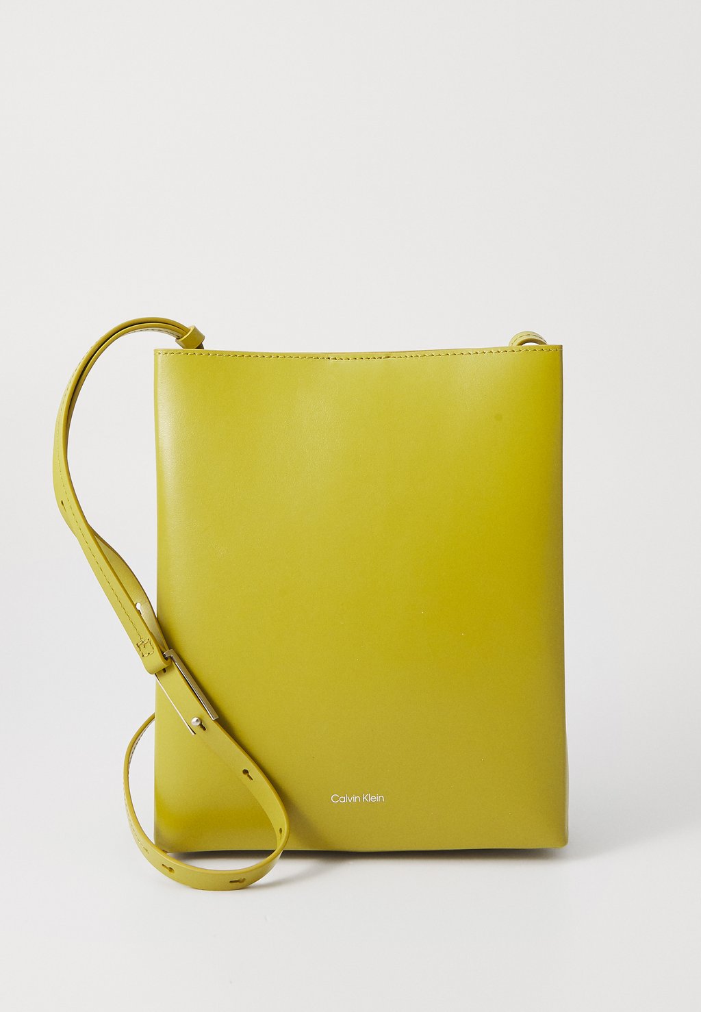 

Сумка через плечо LINE CROSSBODY BAG Calvin Klein, оливковый, Зеленый, Сумка через плечо LINE CROSSBODY BAG Calvin Klein, оливковый