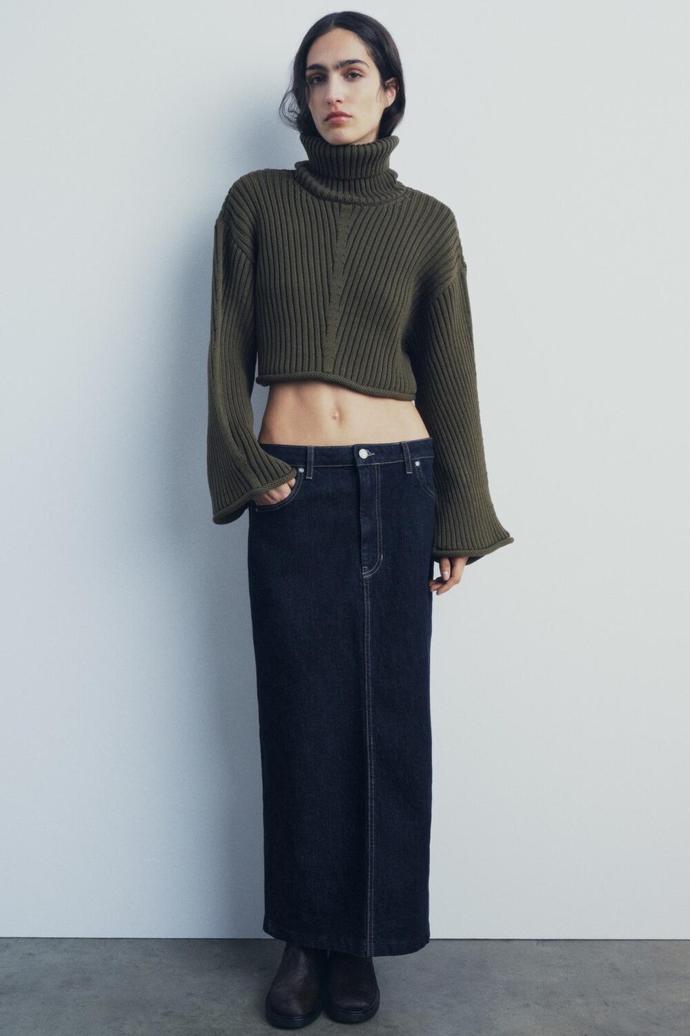 

Укороченный свитер с ребристой вязкой ZARA, хаки