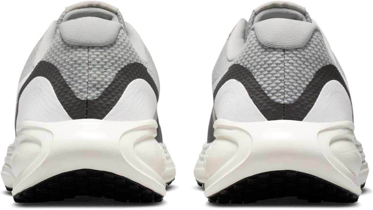 Мужские кроссовки для бега по шоссе Nike Revolution 8, хаки — фото 4