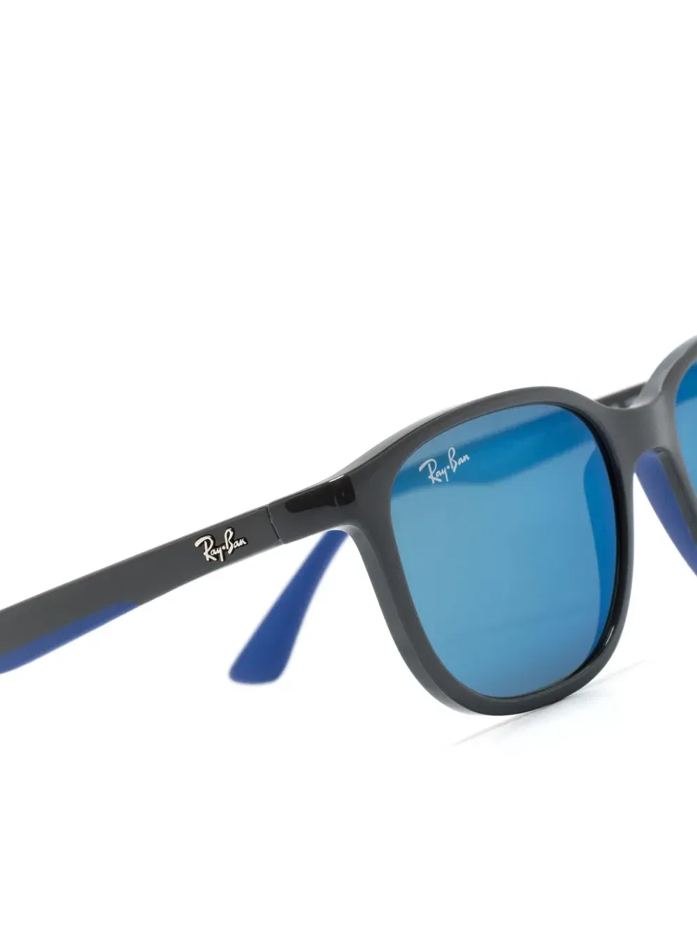 Солнцезащитные очки RB9078S в квадратной оправе Ray-Ban Junior, серый — фото 3