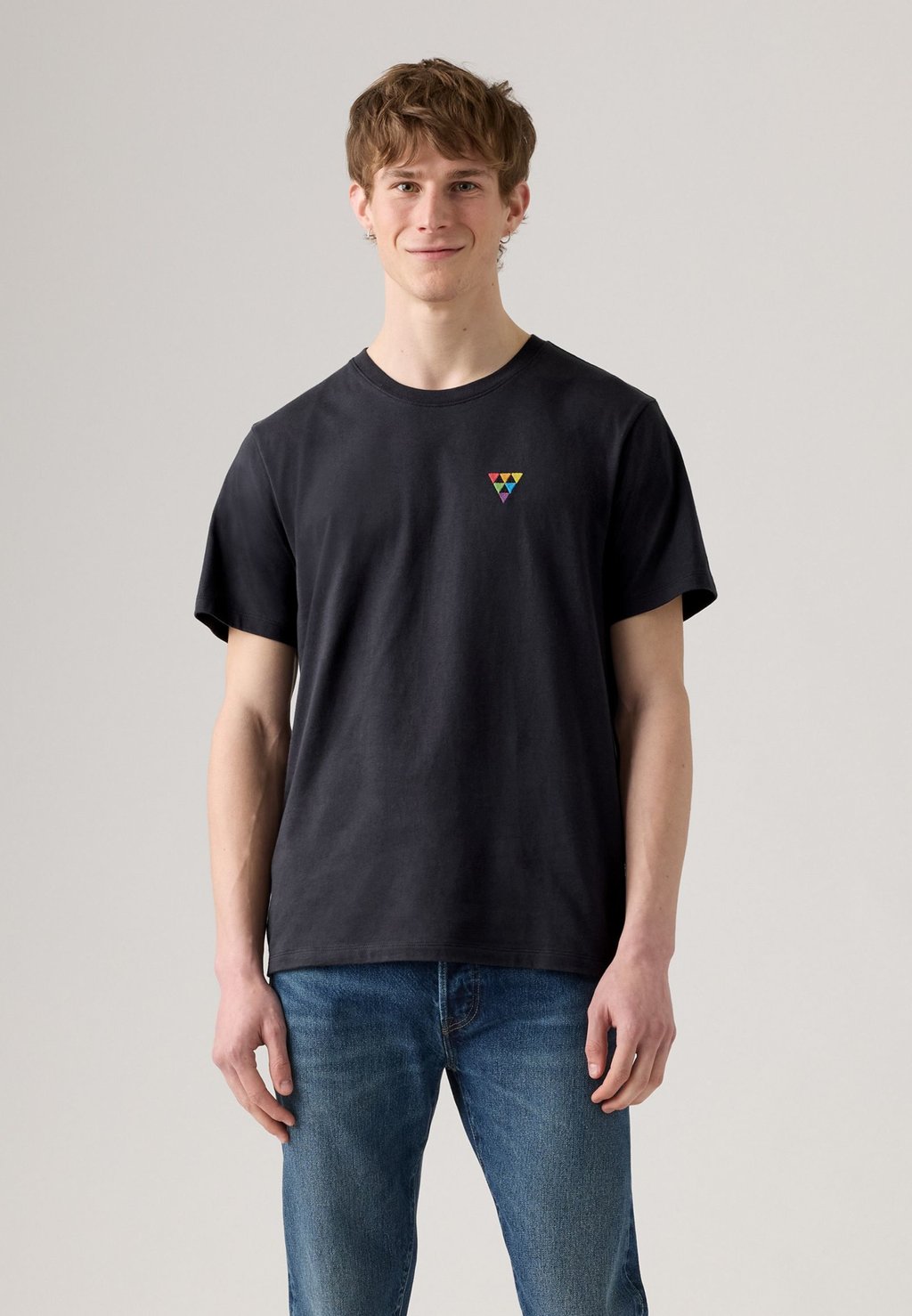 

Футболка с принтом COMMUNITY TEE UNISEX Levi's, черный