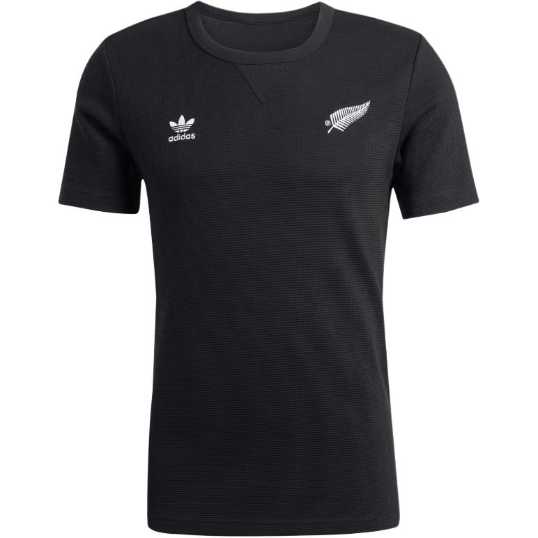 

Футболка Adidas S Essentials Waffle Adidas Originals, черный