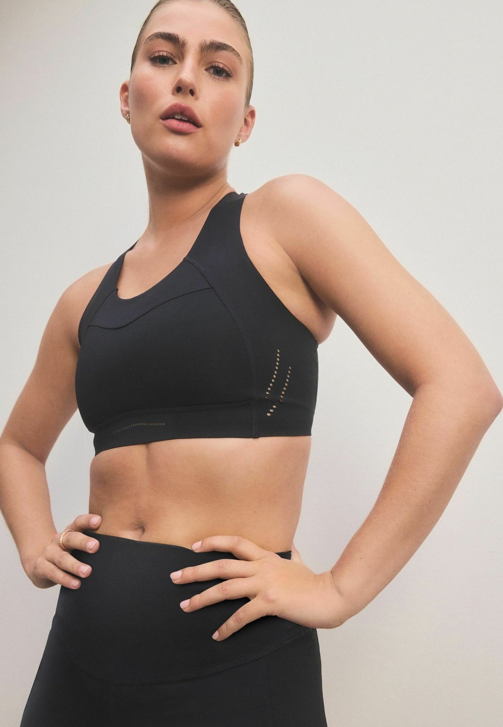 

Бюстье BONDED RACERBACK EXTRA HIGH IMPACT Next, черный