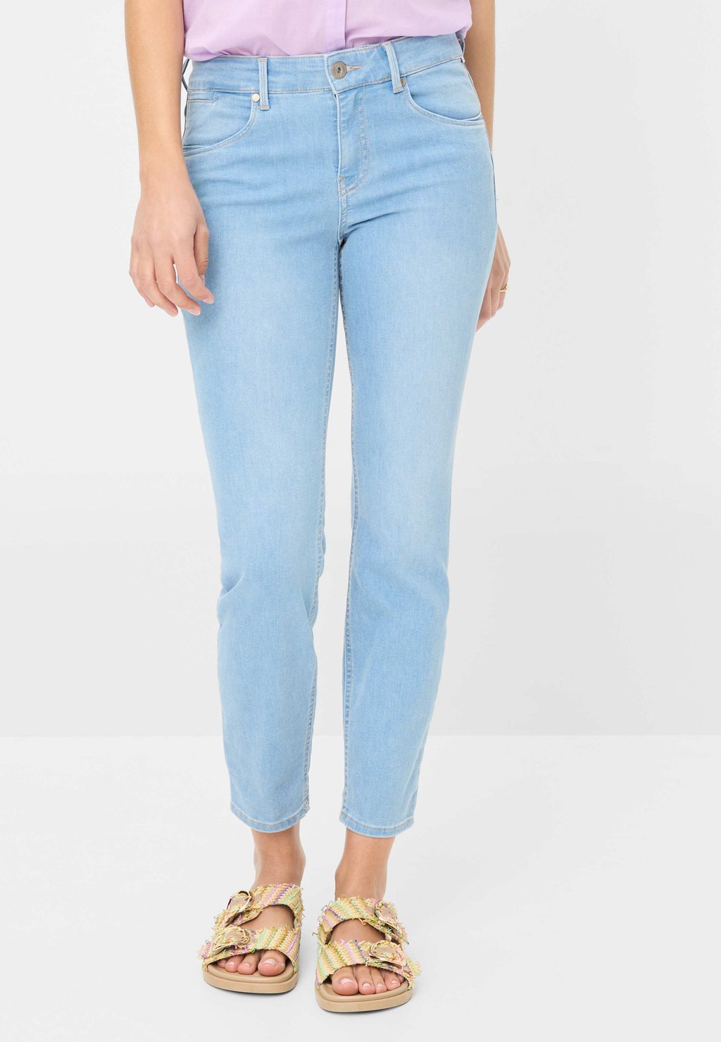 

Джинсы облегающего кроя Style SHAKIRA S BRAX, светло-голубой