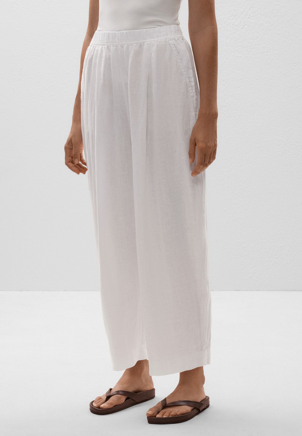 

Брюки LINEN CROP BALLOON OYSHO, белый