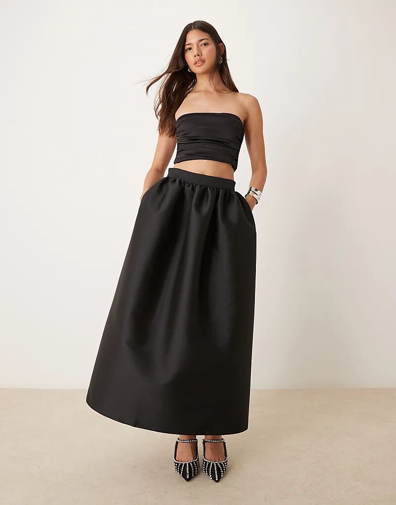 

Объемная макси-юбка черного цвета ASOS DESIGN