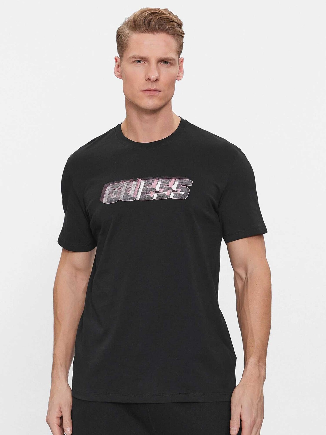 

Футболка Guess NIKOLAS CN T-SHIRT, черный