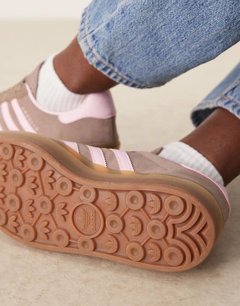 Кроссовки Adidas Originals Gazelle Bold коричневого и розового цветов — фото 4