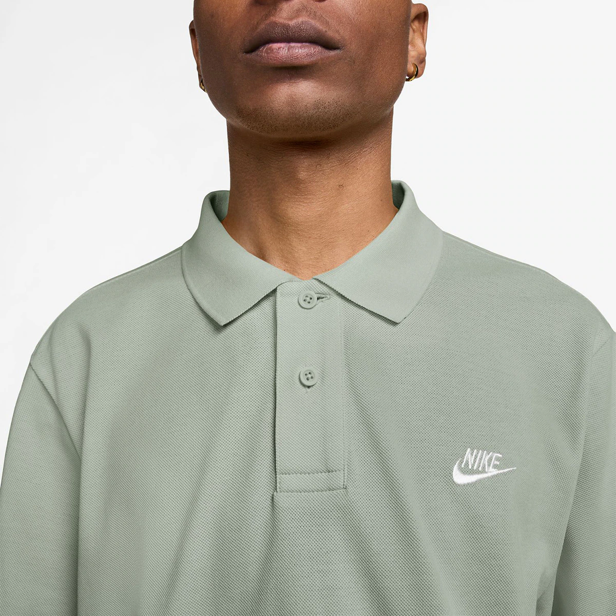 

Мужская футболка Club Nike, зеленый