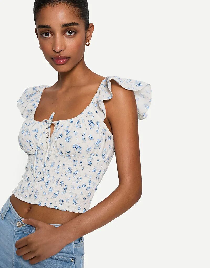 

Топ Bershka в деревенском стиле со сборками белого цвета с цветочным принтом