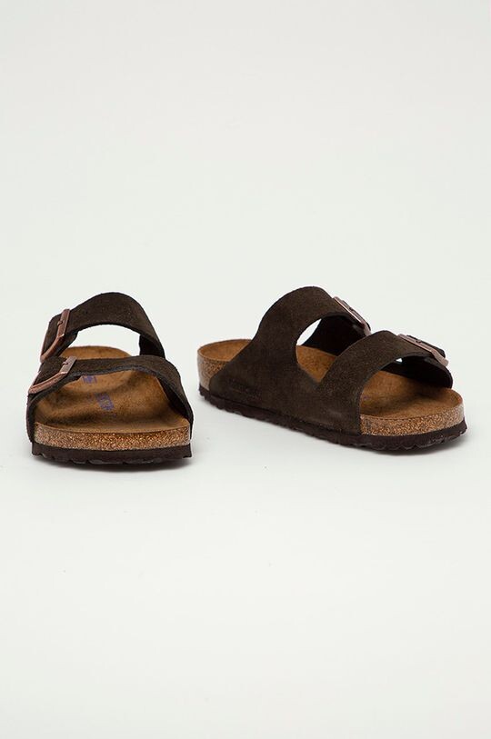 Замшевые тапочки Arizona Birkenstock, коричневый — фото 2