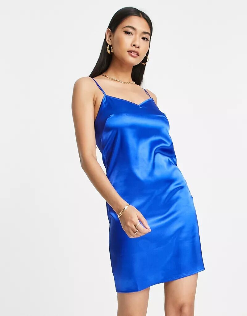 

Атласное платье мини Urban Threads синего цвета