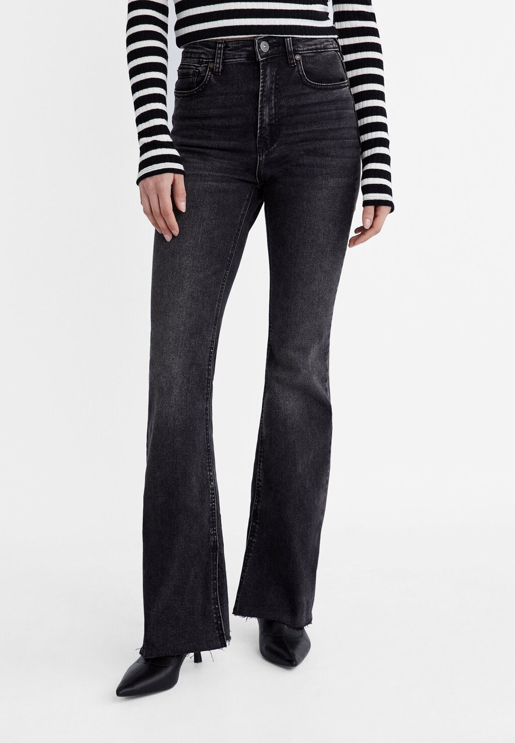 

Джинсы Bootcut Stretch-Schlag Stradivarius, цвет dark grey