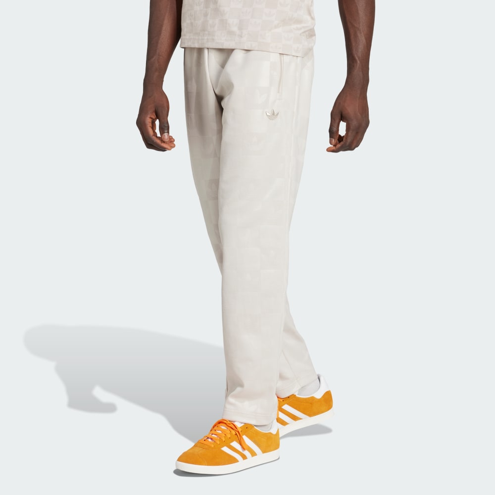 

Спортивный костюм Adidas Monogram All Over Print Regular Track Pants, цвет Bliss