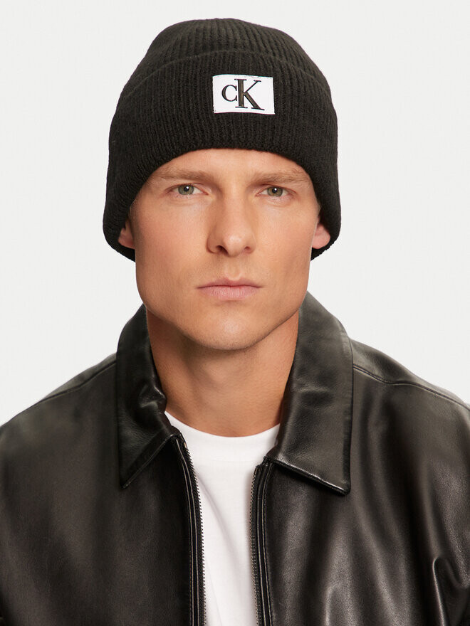 

Кепка Calvin Klein, черный