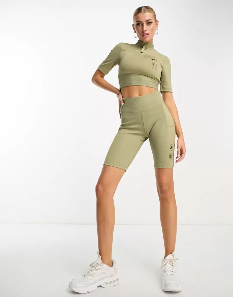 

Светло-оливковые шорты в рубчик Nike Sport Utility