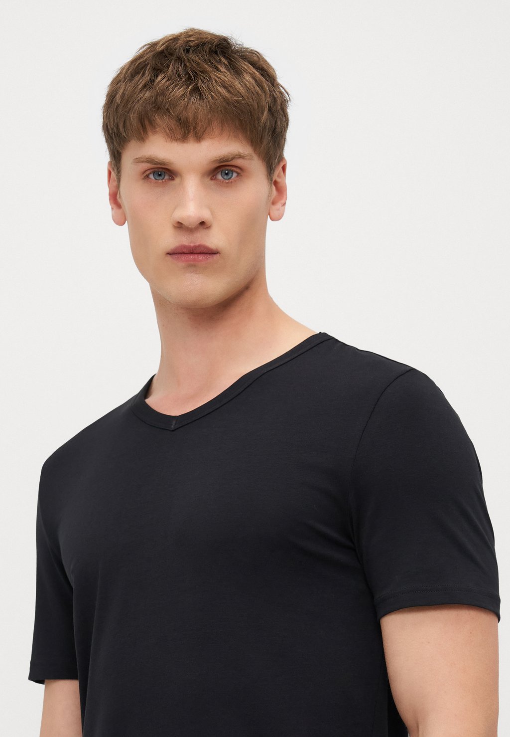 Нижняя рубашка V NECK 2 PACK Adidas Sportswear, черный — фото 4