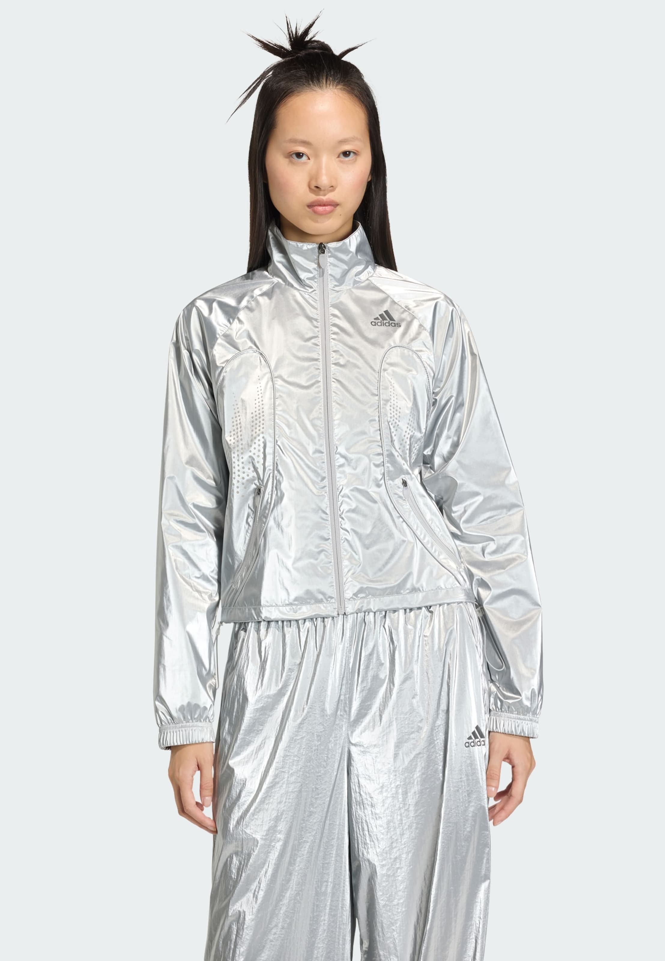 

Adidas Originals Куртка межсезонная 'F50' в серебристом цвете