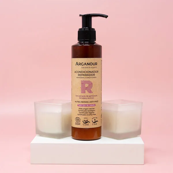 Кондиционер Питательный и против пушистости Acondicionador Reparador Arganour, 200 ml — фото 2
