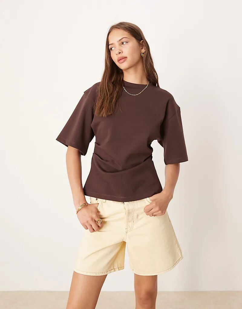 

Футболка ASOS DESIGN с корсетом и интерлоком шоколадного цвета