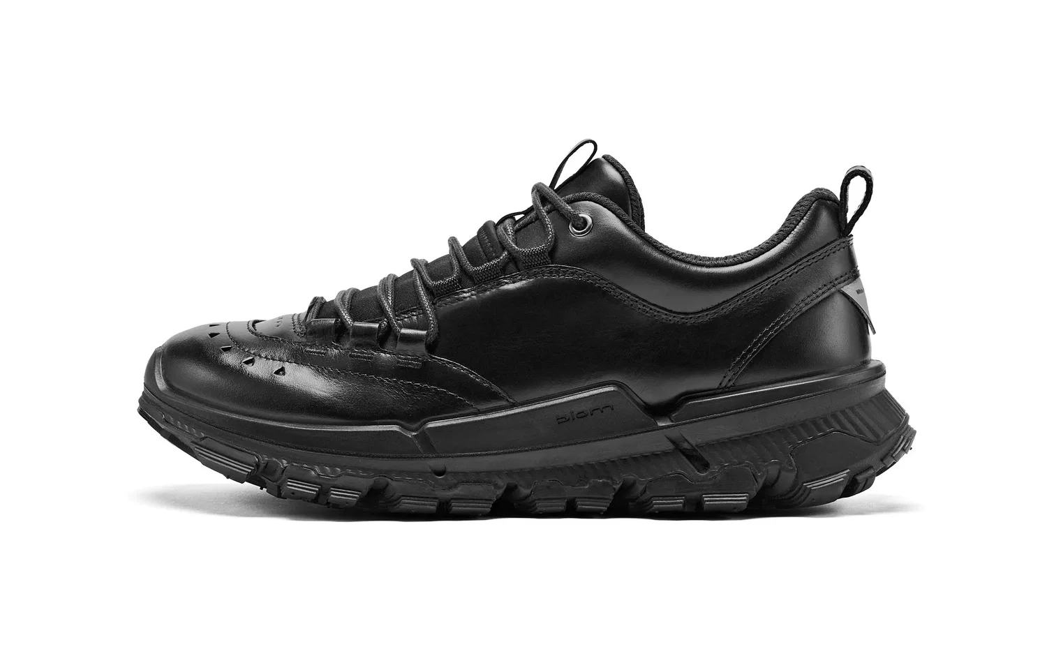 Кроссовки повседневные Ecco Walking 2.2 TRL Black