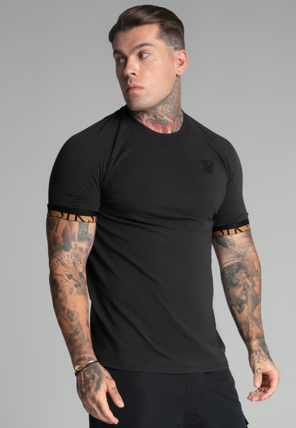 

Футболка с принтом TECH SIKSILK, черный