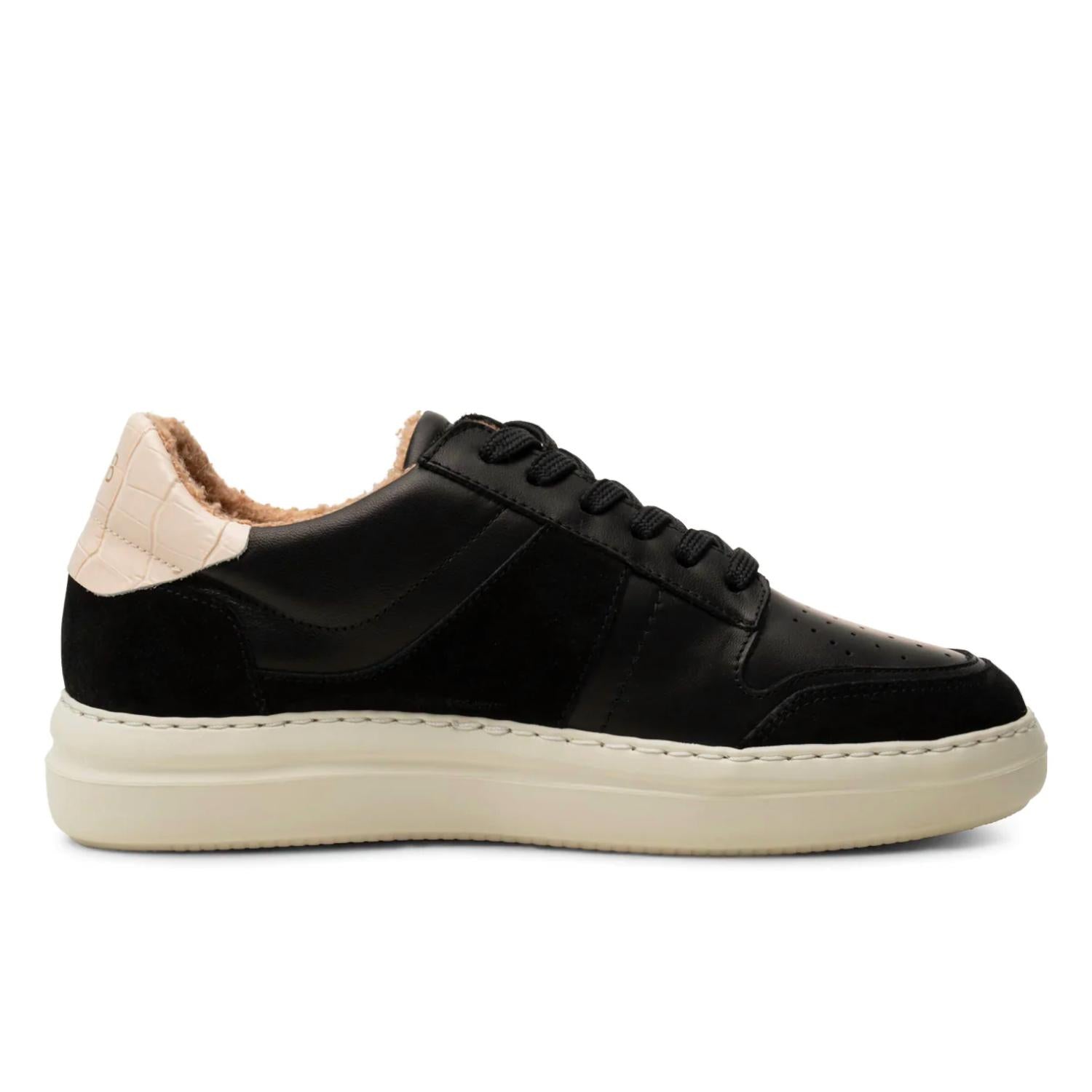 Женские кроссовки Valda Court черного цвета Shoe the Bear