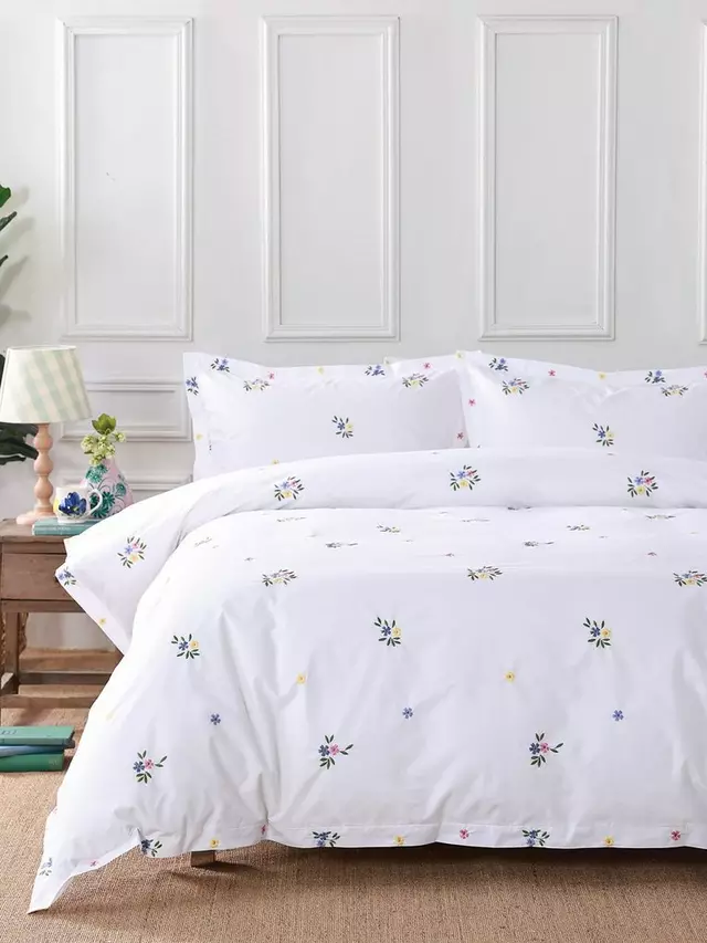 

Комплект пододеяльников bluebellgray Laura Duvet