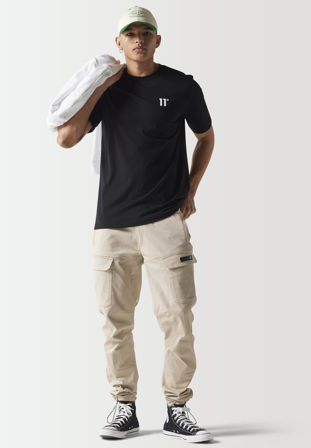 

Футболка с принтом STREETWEAR BACK GRAPHIC 11 DEGREES, черный